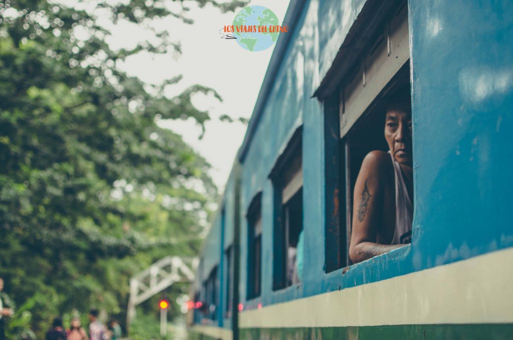 recorrido en tren de yangón
