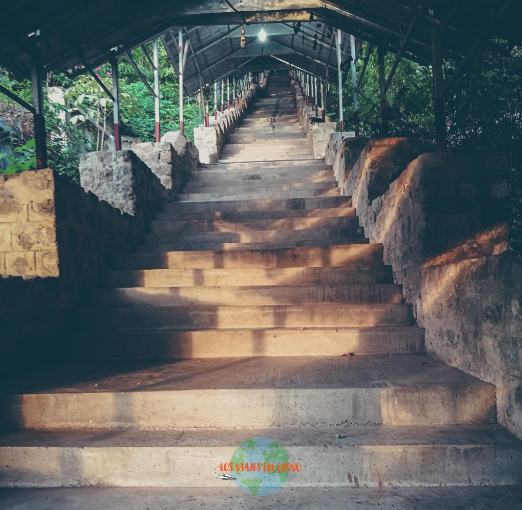 Su Taung Pyae Pagoda